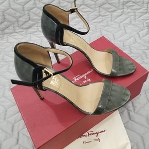 NEW SALVATORE FERRAGAMO HIGH HEELS SANDALS